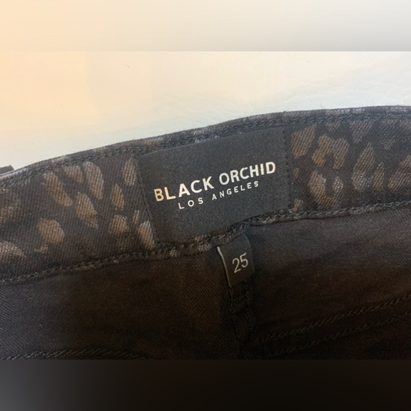 NWT Revolve Black Orchid Coated Leopard Skinny in Cat's Meow, size 25 (R) - Picture 8 of 12